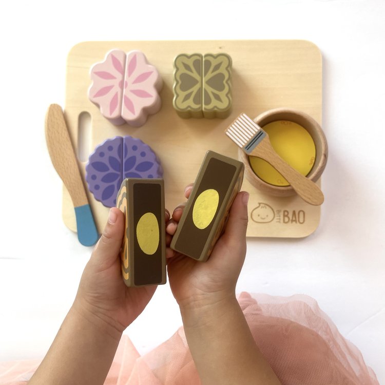 Bitty Bao mooncake wooden toy